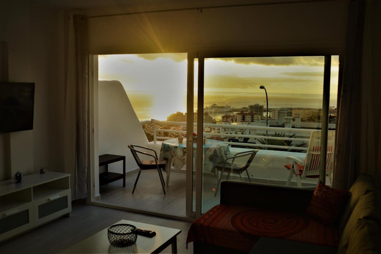 Oceanview Cristianos Apartment *