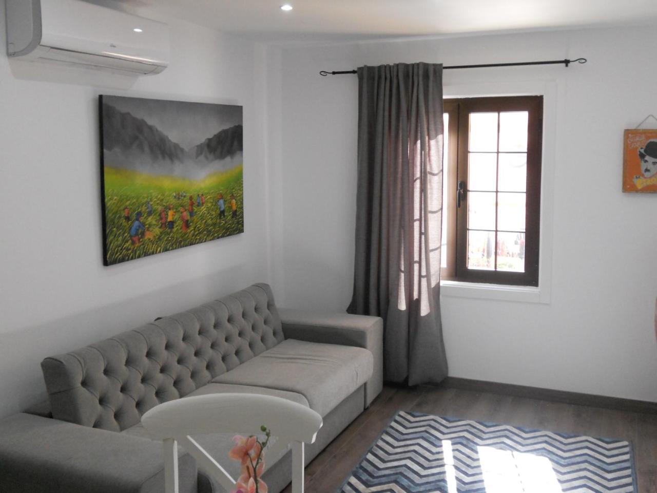 Apartment Maya Golf With A/c