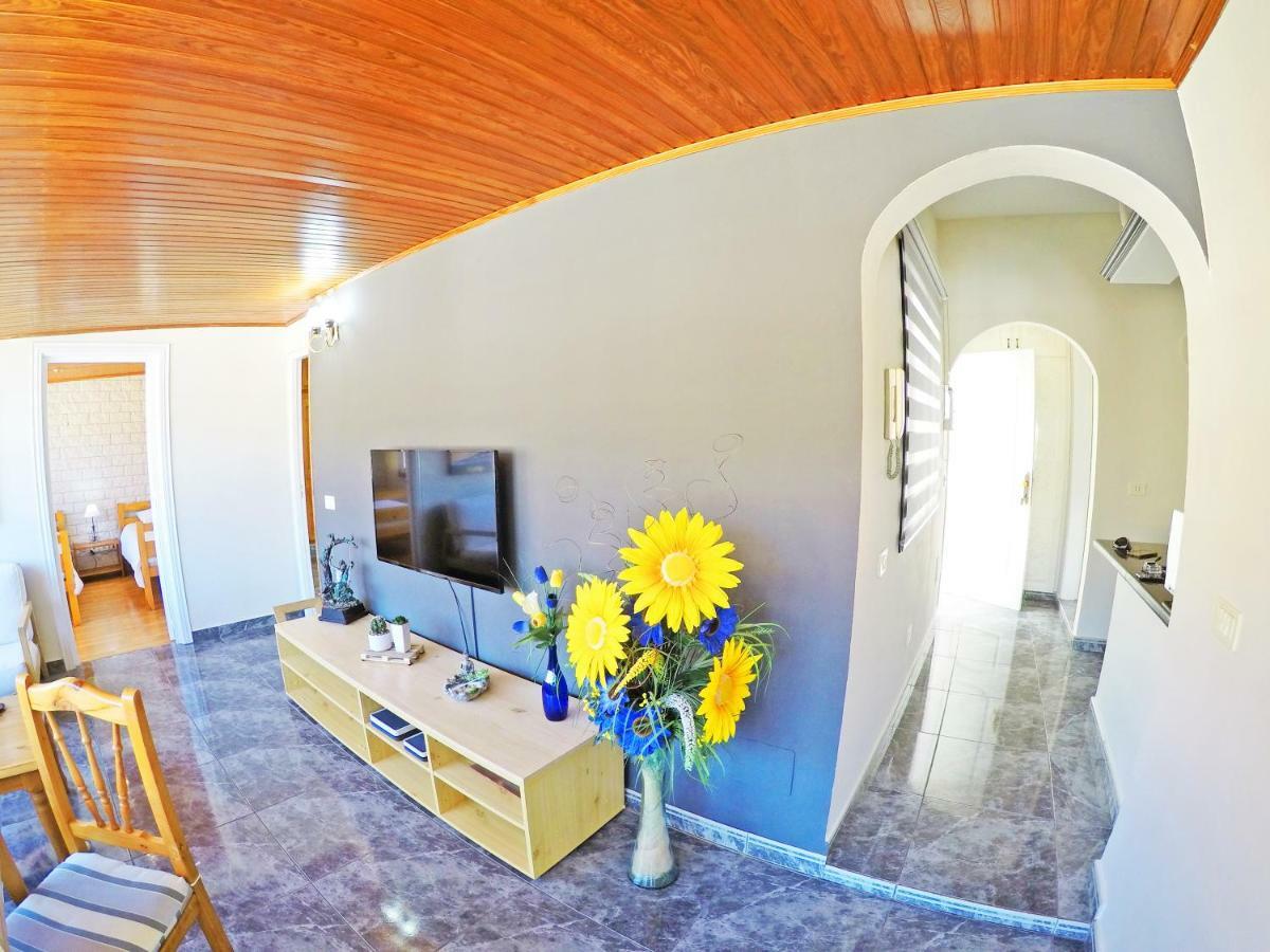 Nue Penthouse With Mountains And Sea Views El Meson