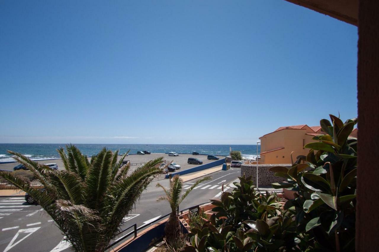 Appartement Your Desk On The Beach, Vista Bella Seaview *