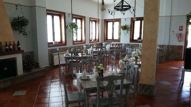Hotel El Tejar 2*