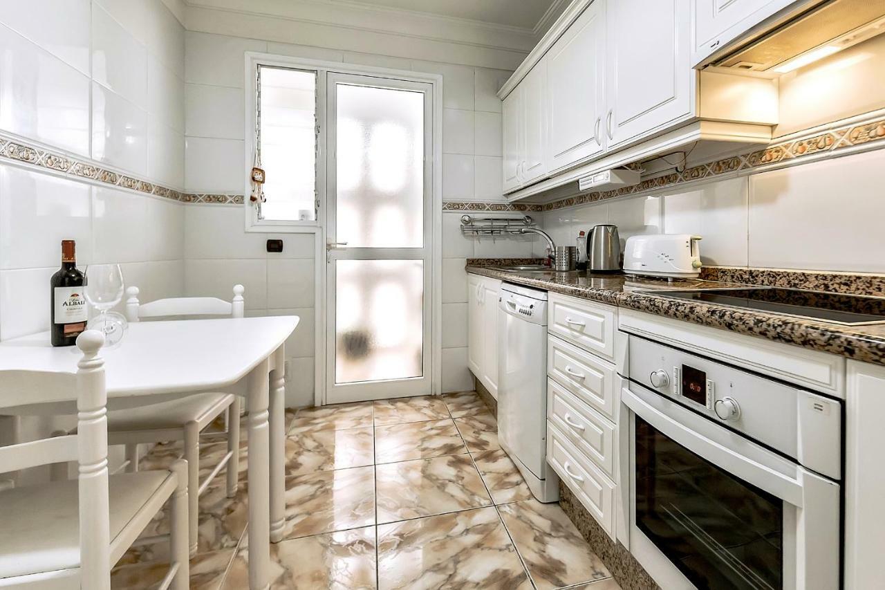 Edificio Nena 3 Bedrooms Apartamento