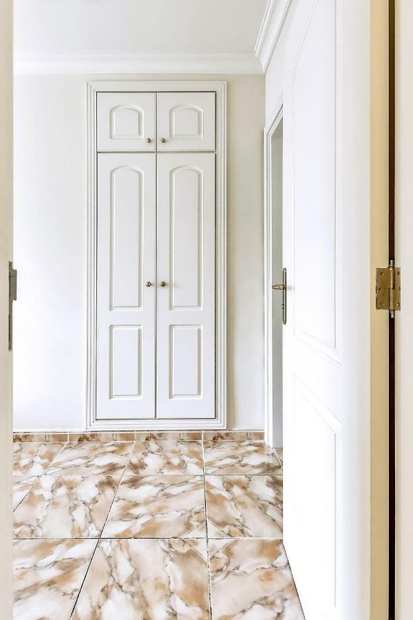 Edificio Nena 3 Bedrooms Apartamento