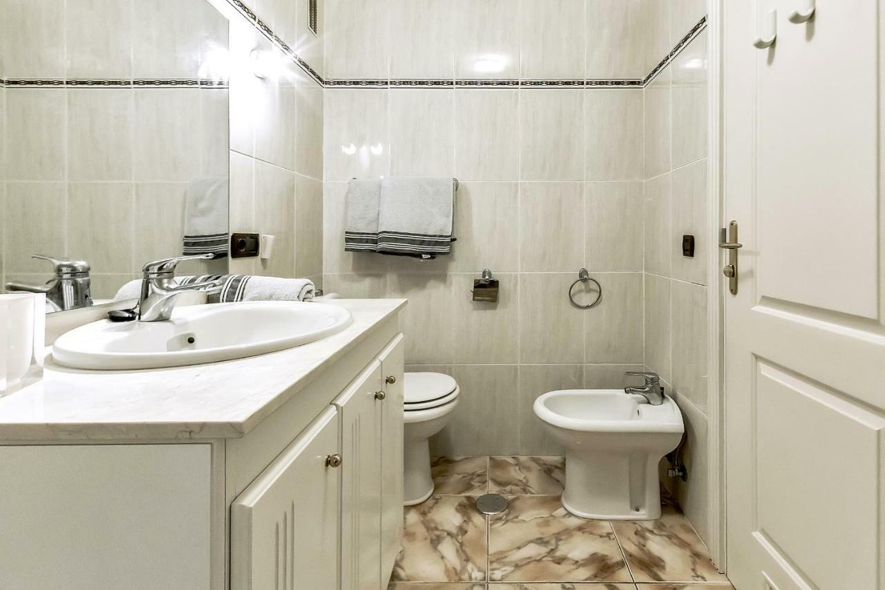 Apartamento Edificio Nena 3 Bedrooms *