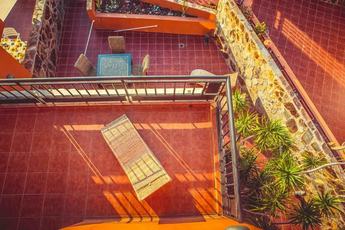 Cosy Townhouse In Costa Adeje *