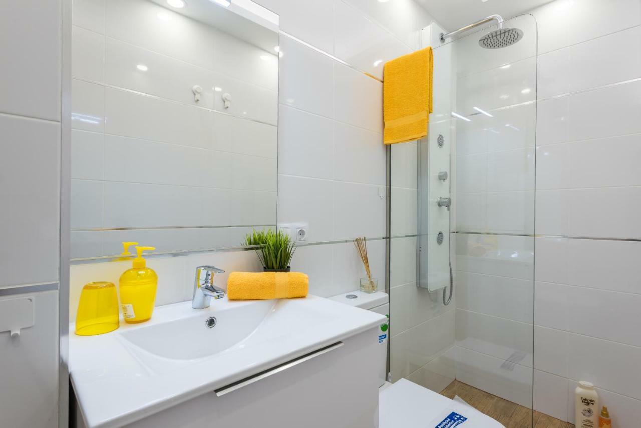 263 Precious With Terrace, Free Wifi Сasa de vacaciones