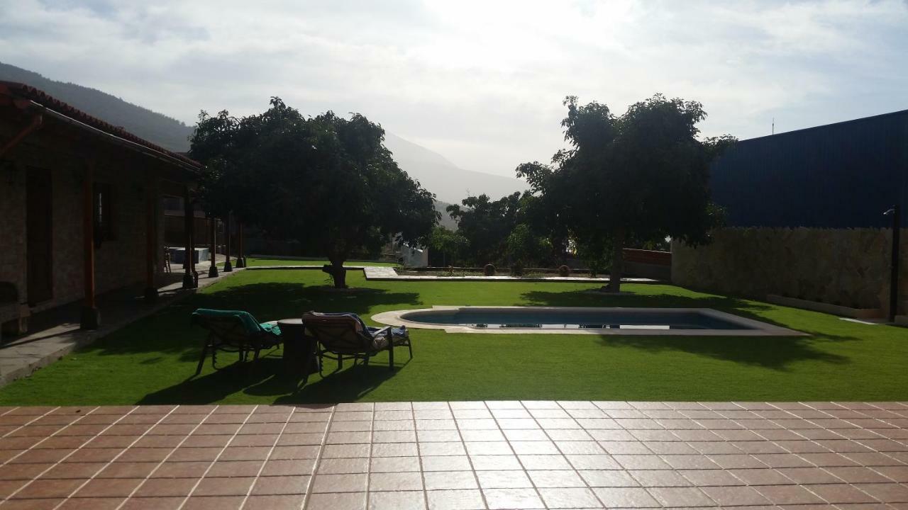 Norte Piscina Privada Climatizada Hébergement de vacances