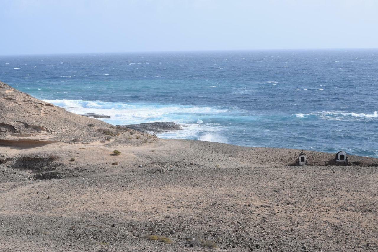 La Caleta 2 *