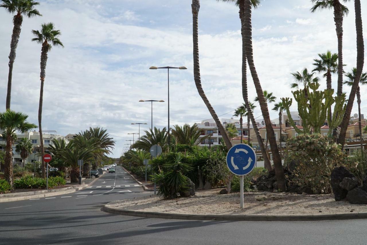 Yaiza * Palm-mar
