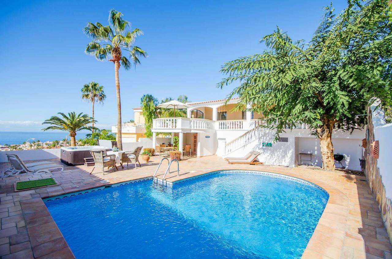 Luxe Villa