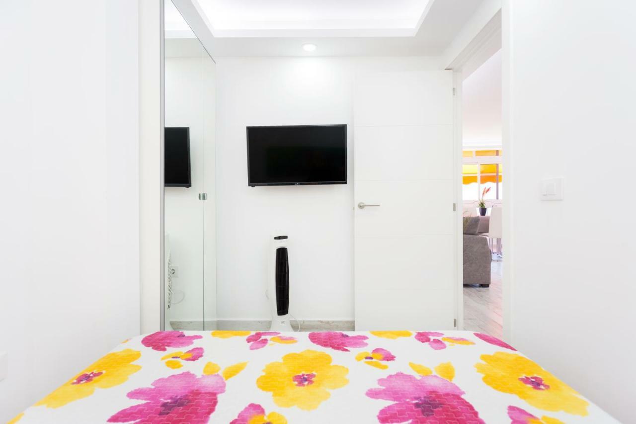 Apartment 63 Cristianos First Sea Line, Parking, Wi Fi Los Cristianos (Tenerife)