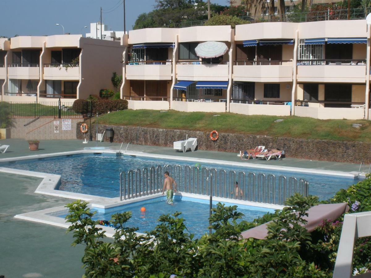 Sunny Near The Beach With Wifi, Balcony And Pool Los Cristianos (Tenerife)