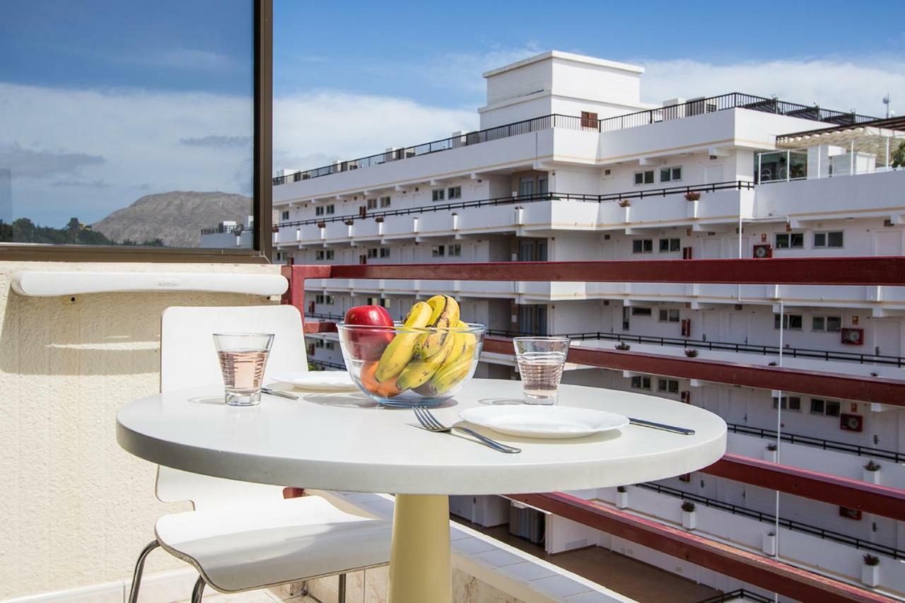 Apartment Sea Breeze In Playa De Americas With Parking *