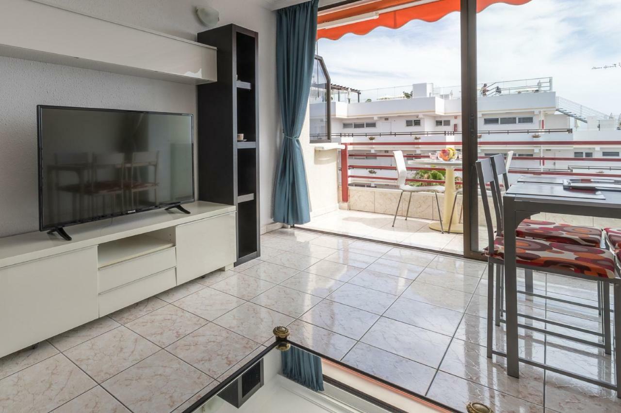 Apartment Sea Breeze In Playa De Americas With Parking *
