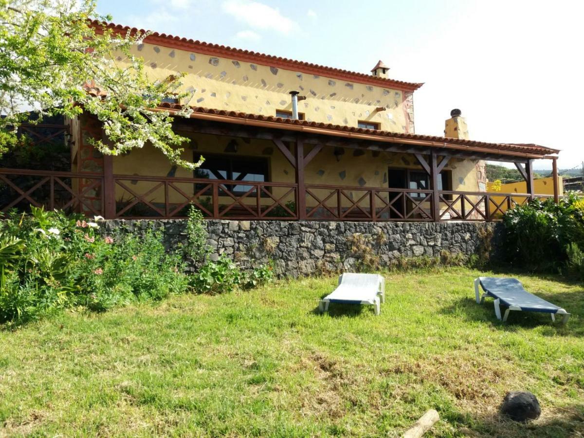 Casas Abuelos De Calderon * Icod el Alto