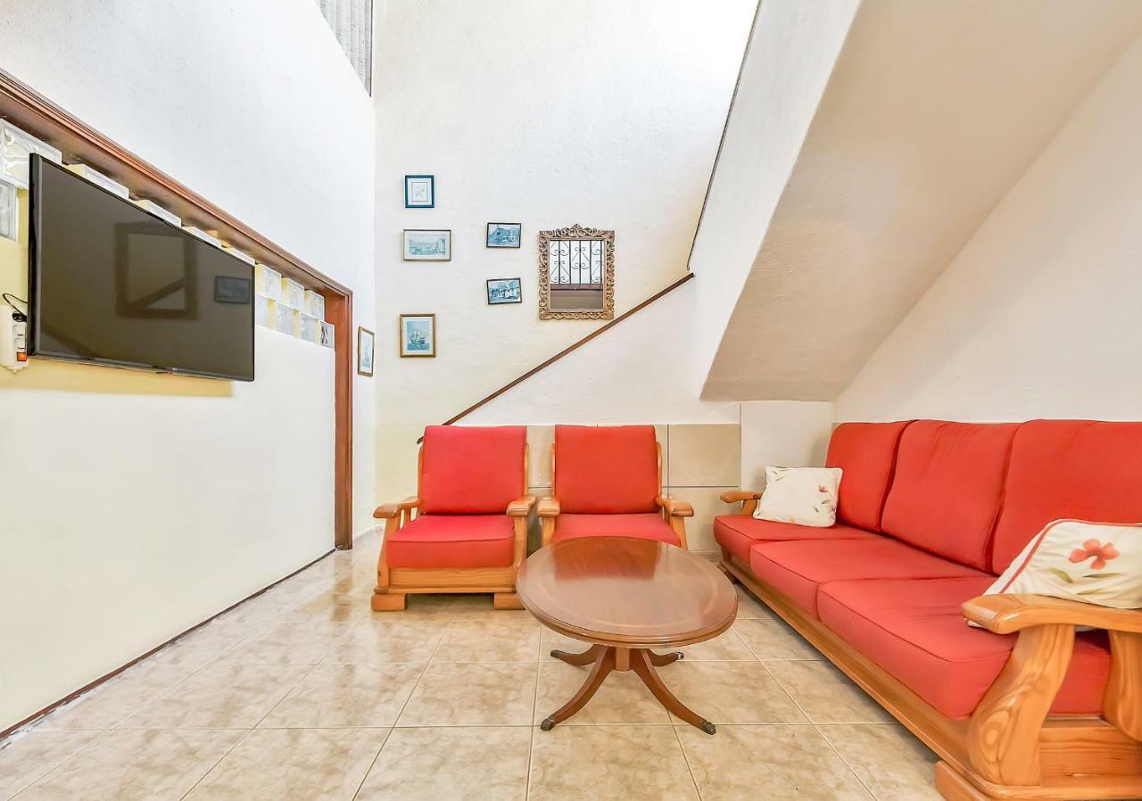 Costa Del Silencio Holiday home