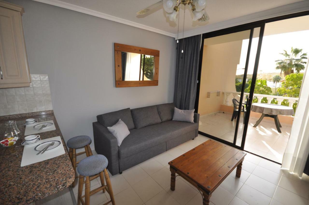 Paradise Court Americas Wifi Piscina 27 *