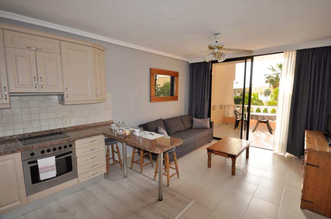 Paradise Court Americas Wifi Piscina 27 *