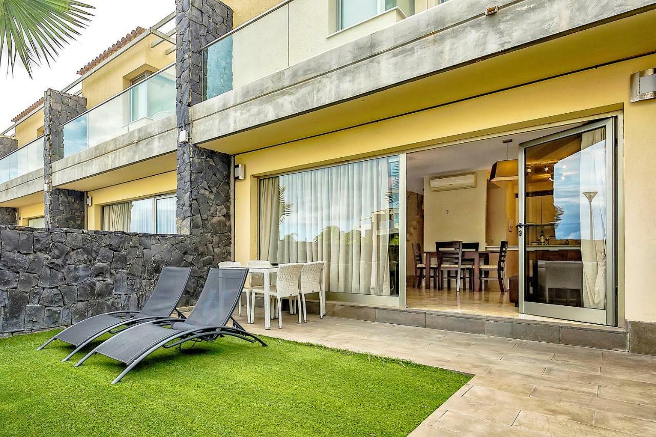 Hébergement de vacances Townhouse 2 Bedrooms On The First Line
