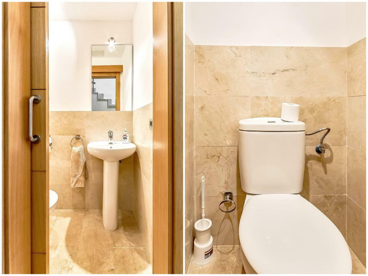 Townhouse 2 Bedrooms On The First Line Hébergement de vacances *