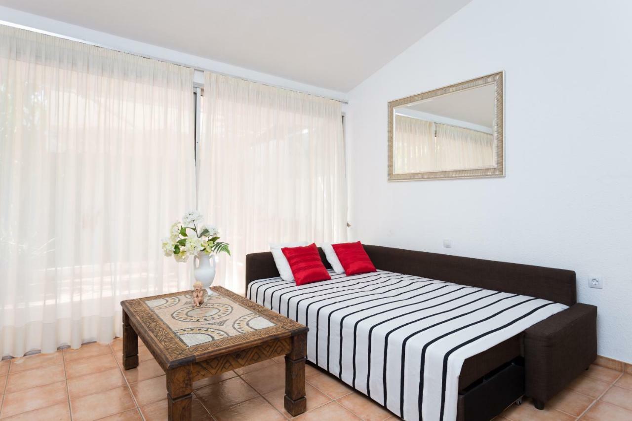 Hemeras Boutique Homes - Bungalow With Private Garden 5min From The Beach Holiday home