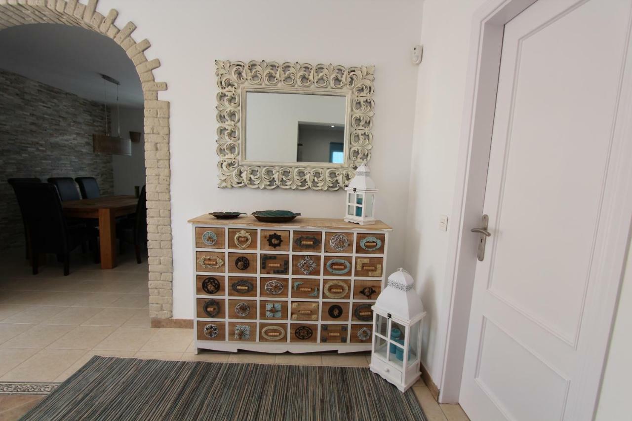 Villa Vivatenerife - Gorgeous With Heated Pool Buzanada