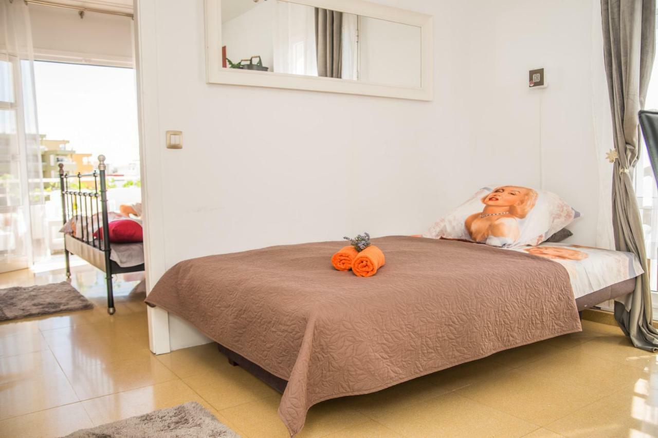 Fantastic Marilyn Orlando 85 Apartment *
