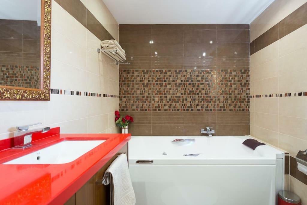 Blanca Tenerife - Complete House - Terrace And Bbq, 5 Minutes From The And Airport Holiday home *