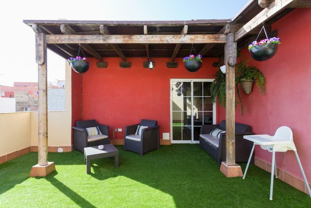 Blanca Tenerife - Complete House - Terrace And Bbq, 5 Minutes From The And Airport