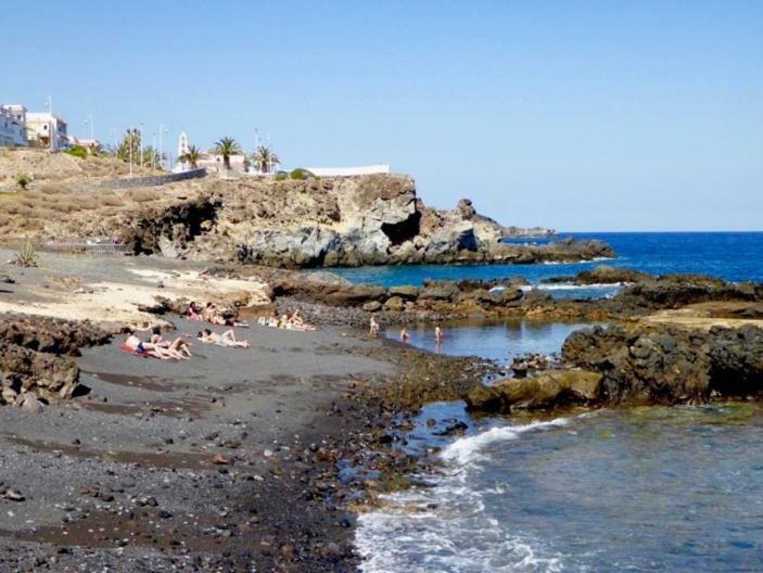 Moderna Casa Independiente Con Piscina, Vista Mar Y Teide En Сasa de vacaciones La Listada
