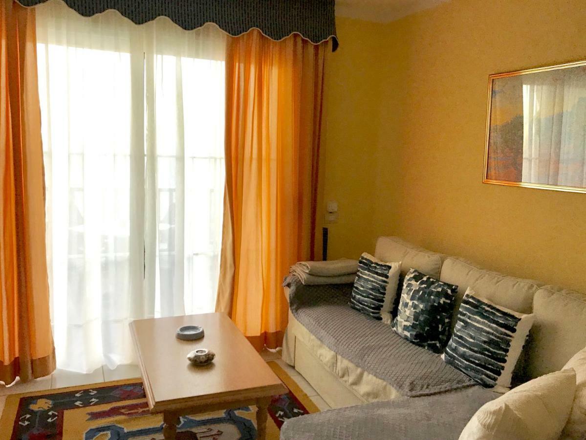 Apartment Rocas Del Mar