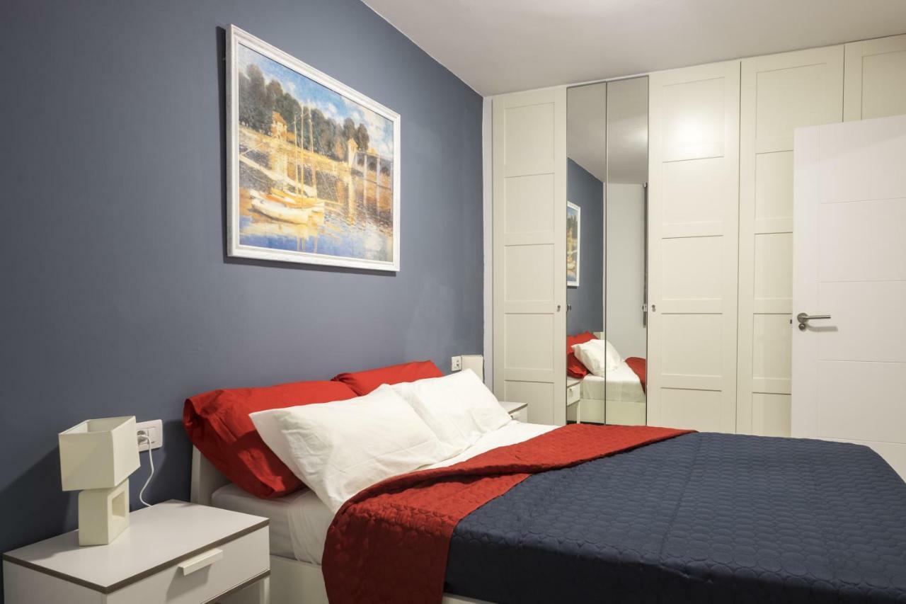 Full Center Of Americas, Renovated, High Floor Appartement *