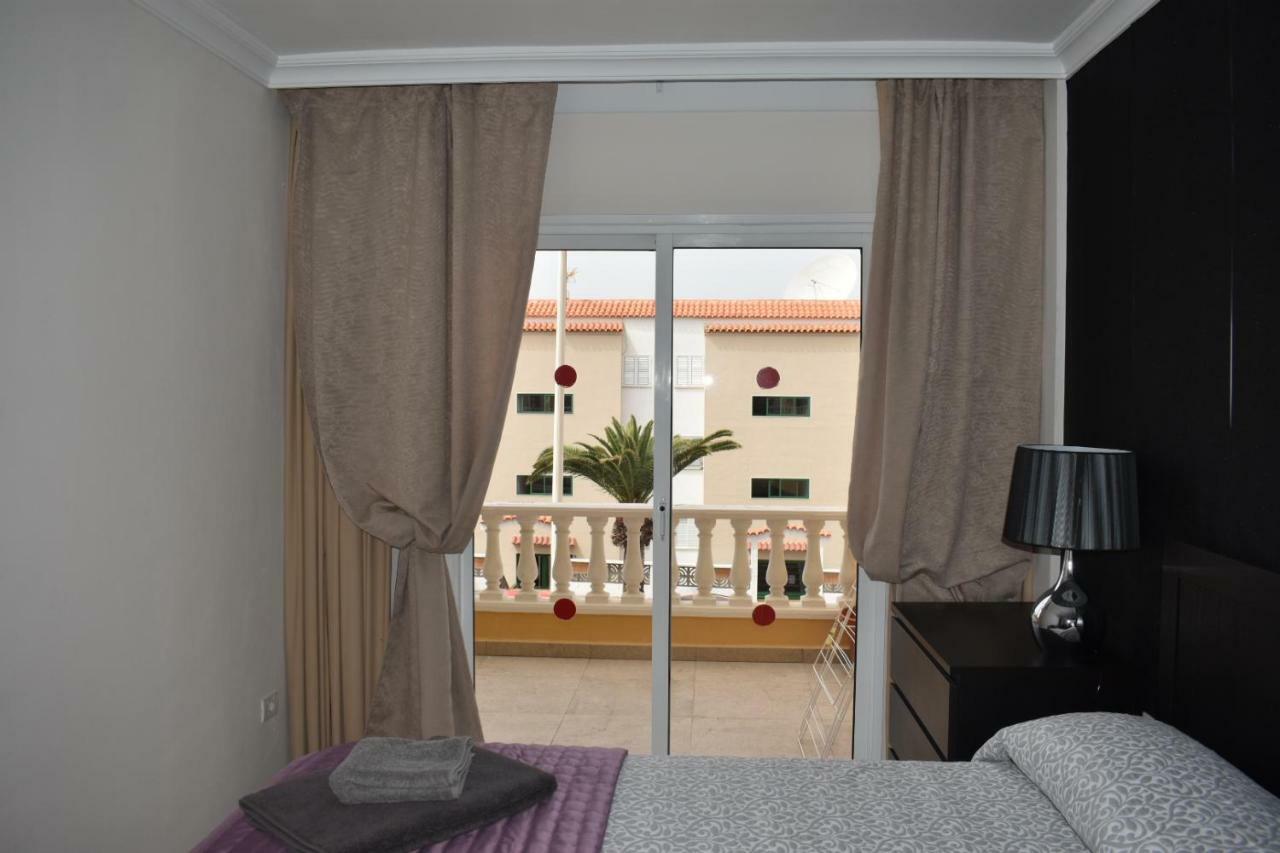 Club La Mar Puerto de Santiago (Tenerife)
