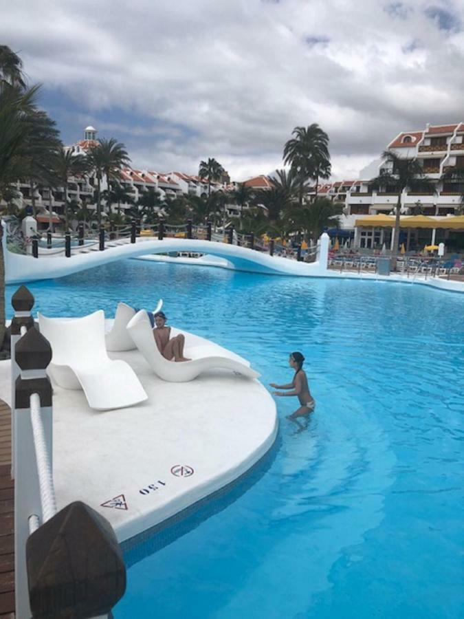 Apartment Wonderland With The Best Swimming Pool In Park S Iii Playa de las Americas (Tenerife)