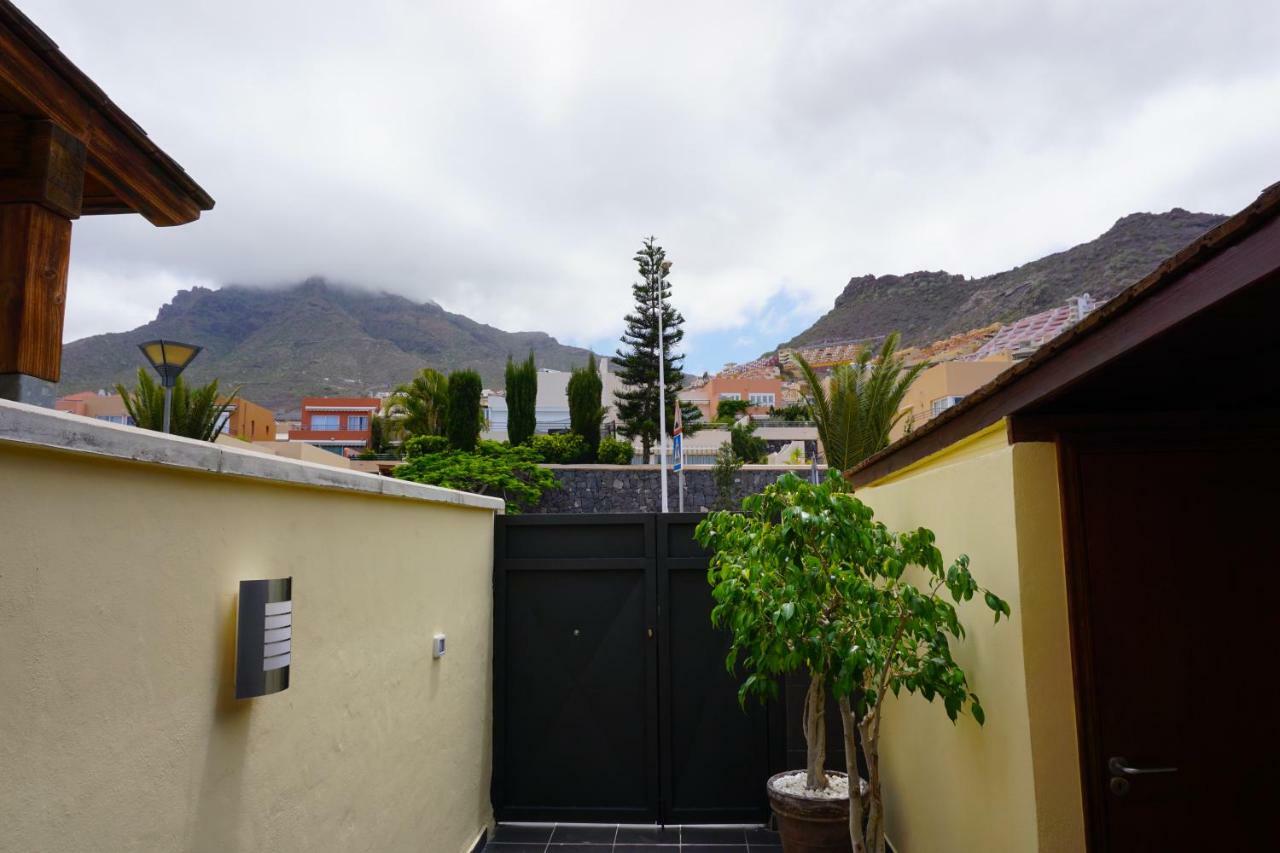 Beautiful Ocean-view Town House Adeje