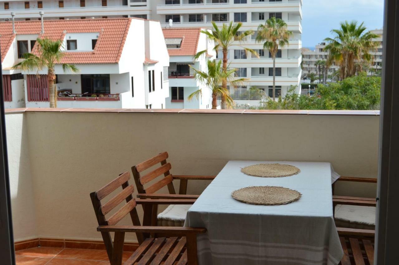 Playa De Las Americas Apartment