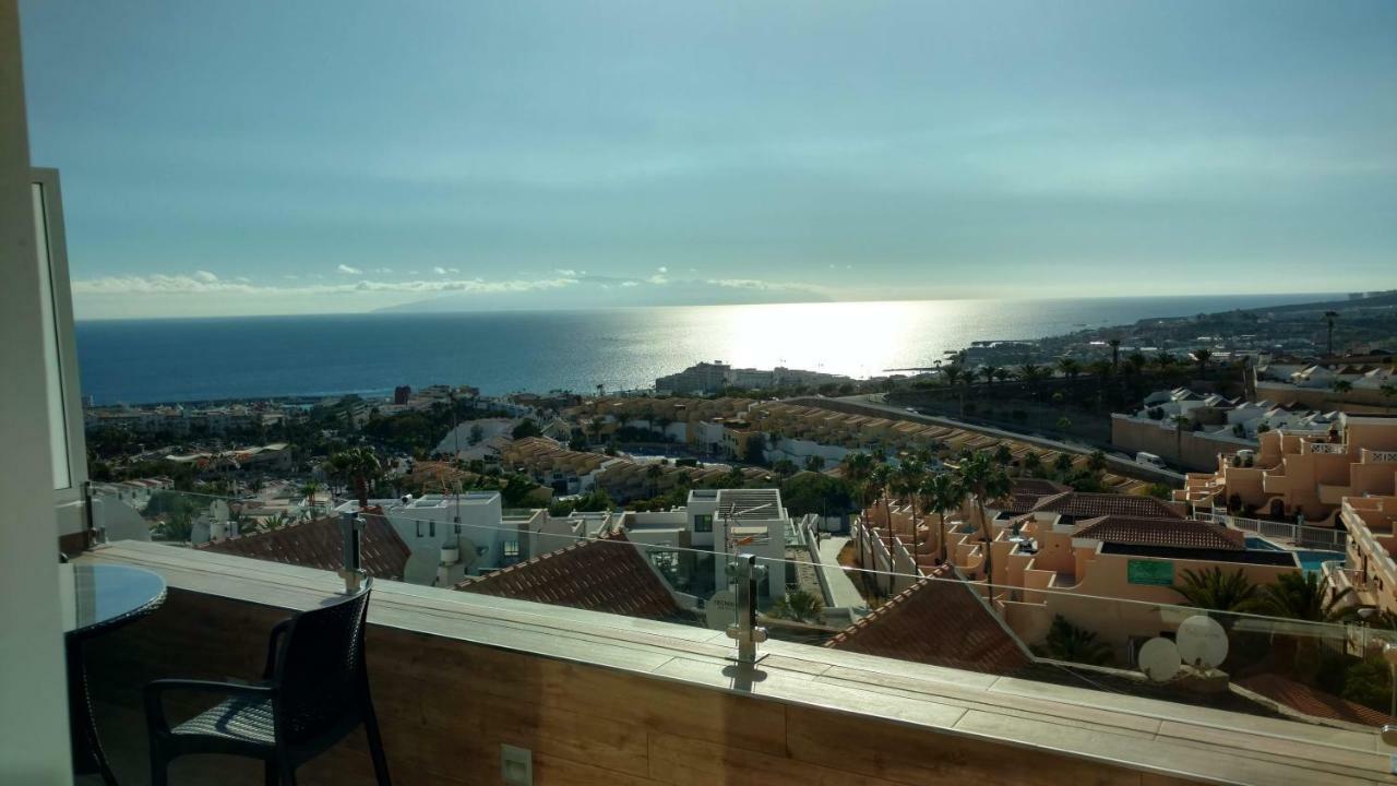 Aviator Tenerife 2 *