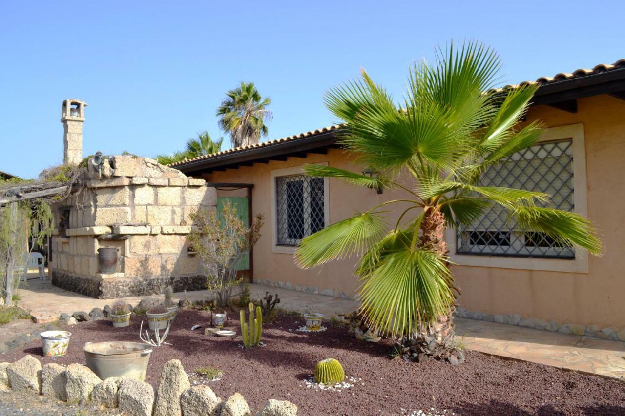 Casa Del Artista Holiday home *