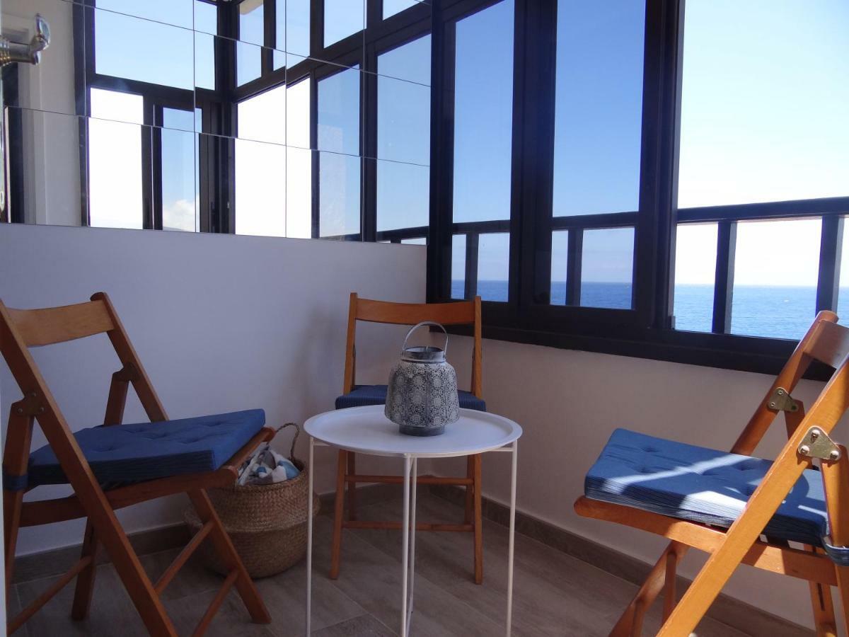 Acogedor Estudio En En Primera Linea De Mar *