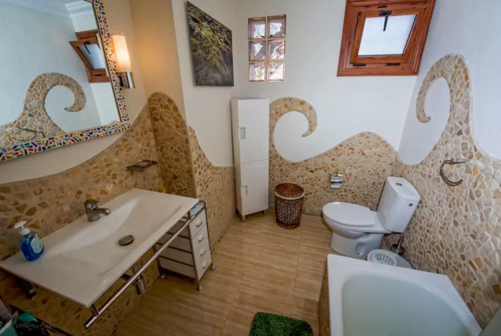 Apartment In Playa De Americas 1
