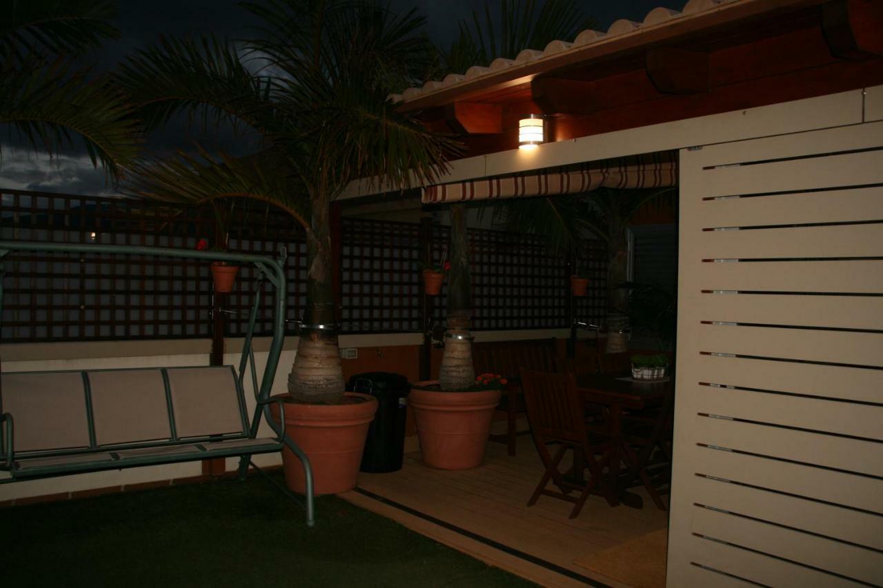 Apartment Vacacional Atico Frente Al Mar