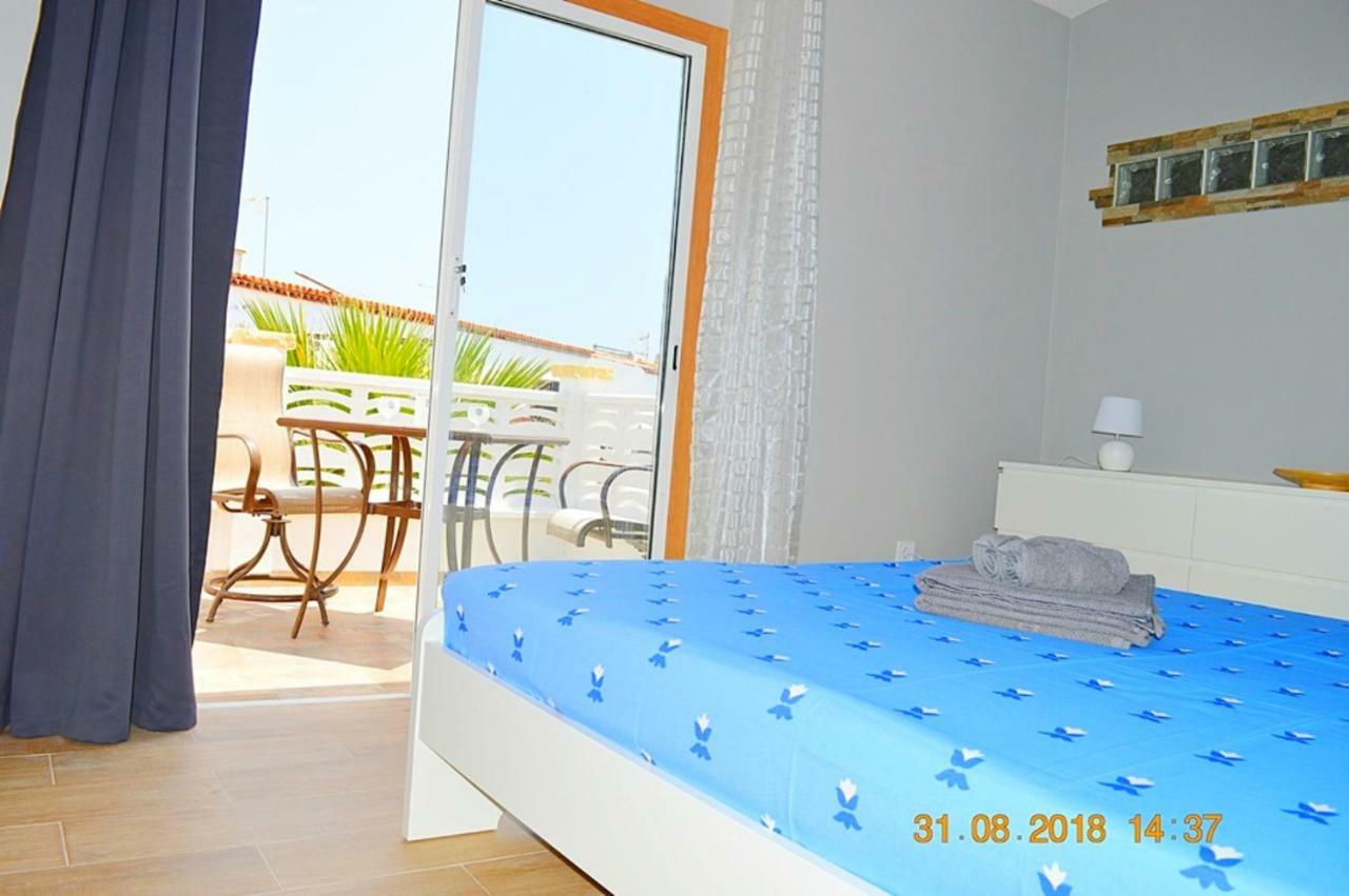 Apartamento New Renovated Duplex Near The Ocean Located In Tenerife Sur
