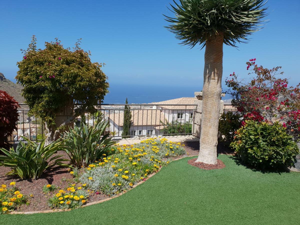 Villa Strelitzia