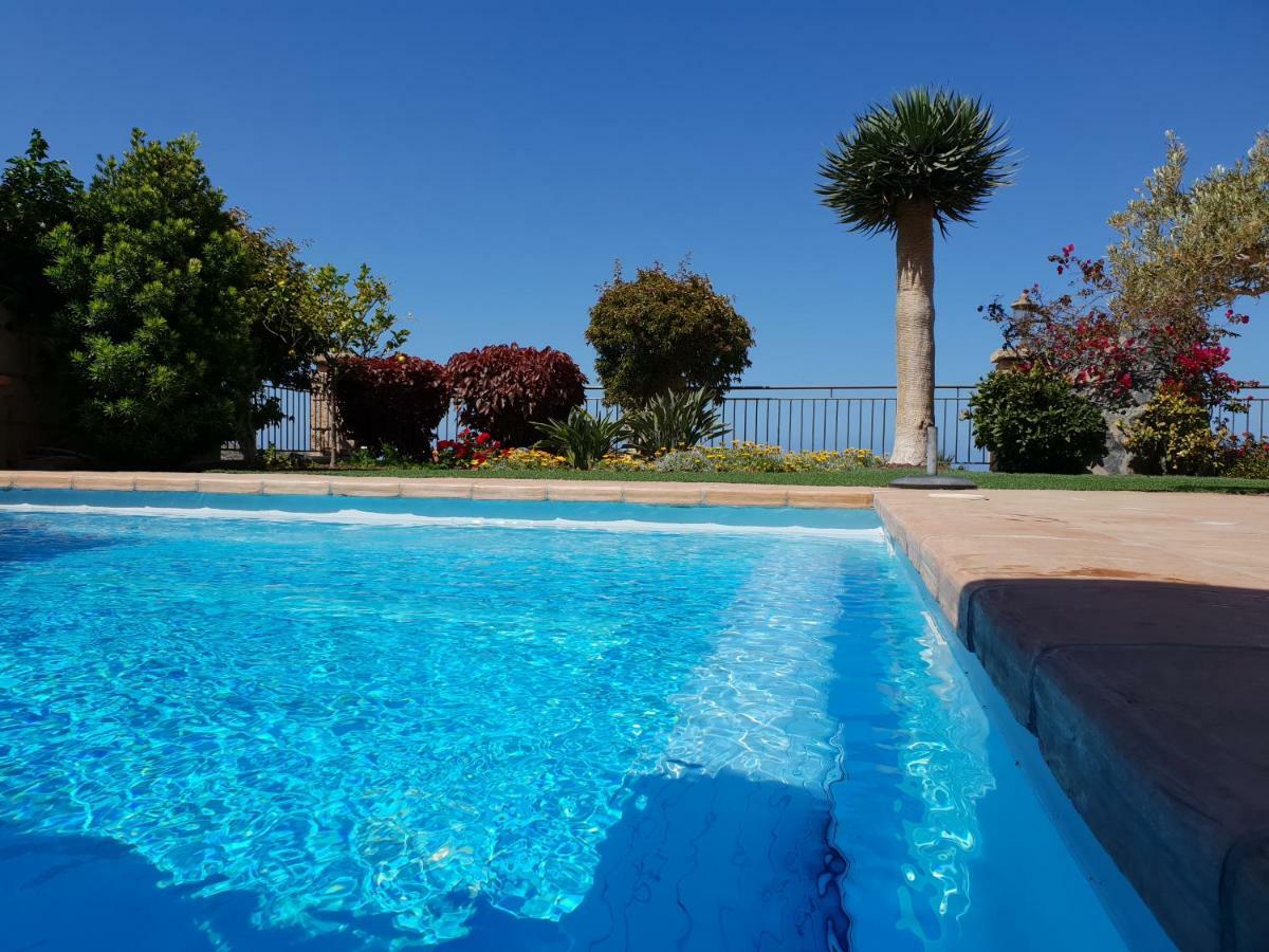 Villa Strelitzia