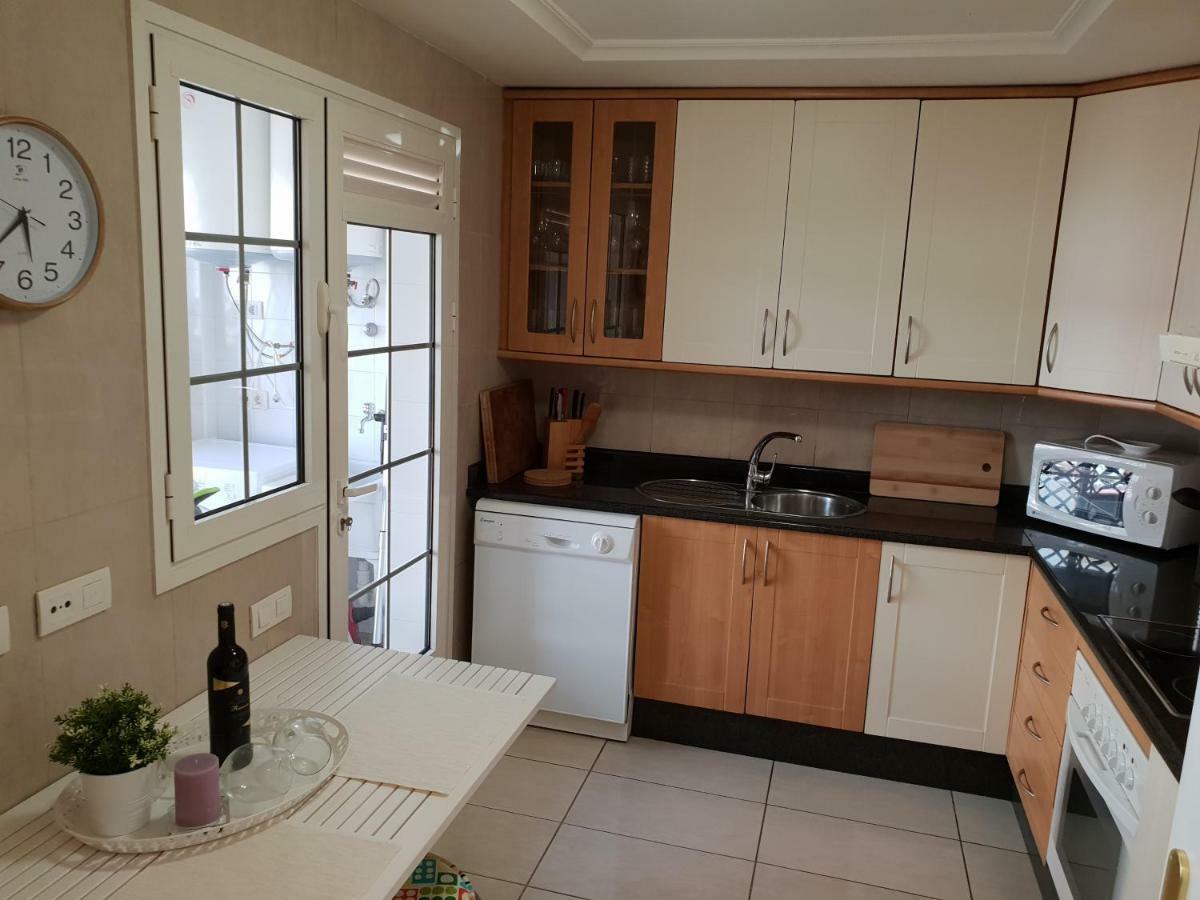 Apartment Terrazas Del Duque 2: Beachfront Oasis With Sea Views And Heated Pool
