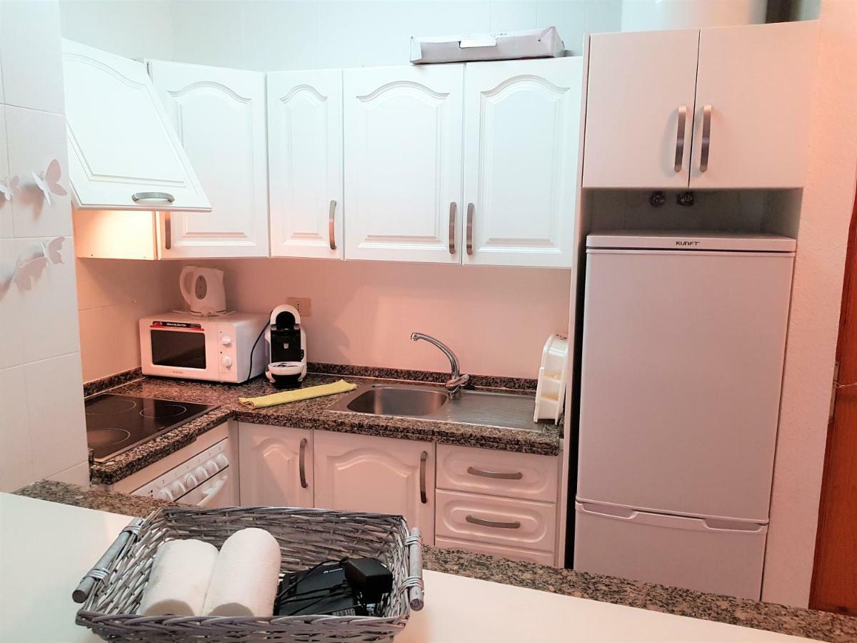 Alquilaencanarias Colon Center, Near The