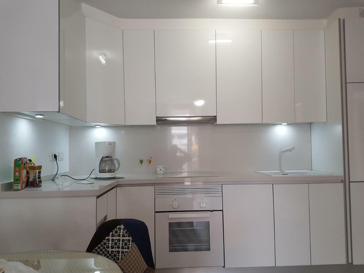 Ground Floor No 5 With Fantastic Heated Pool Close To The Sea, Gardensite