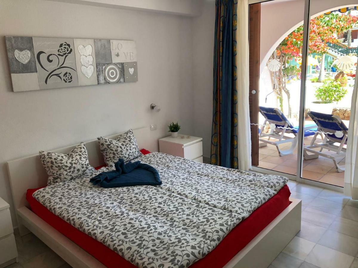 Apartment Ground Floor No 5 With Fantastic Heated Pool Close To The Sea, Gardensite *