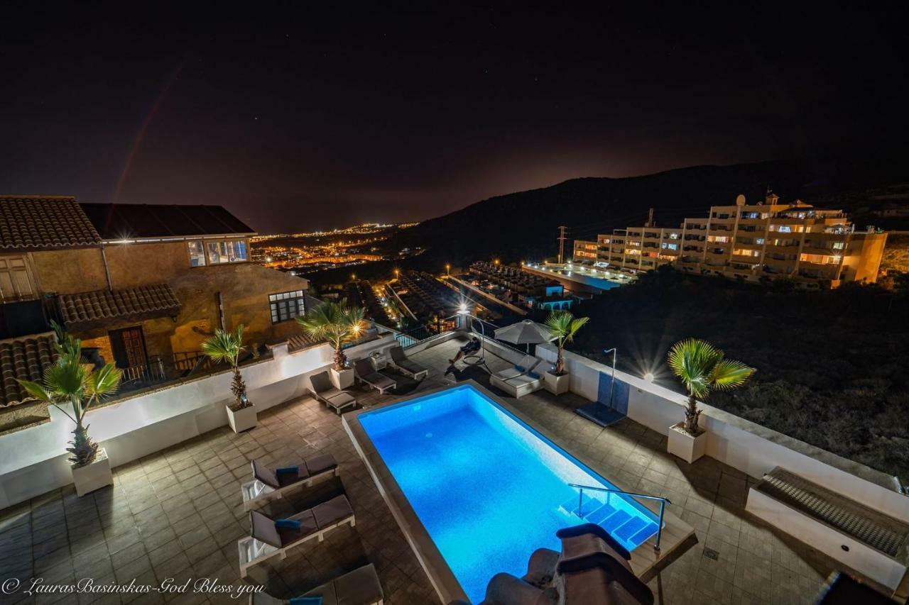 Grand Villa