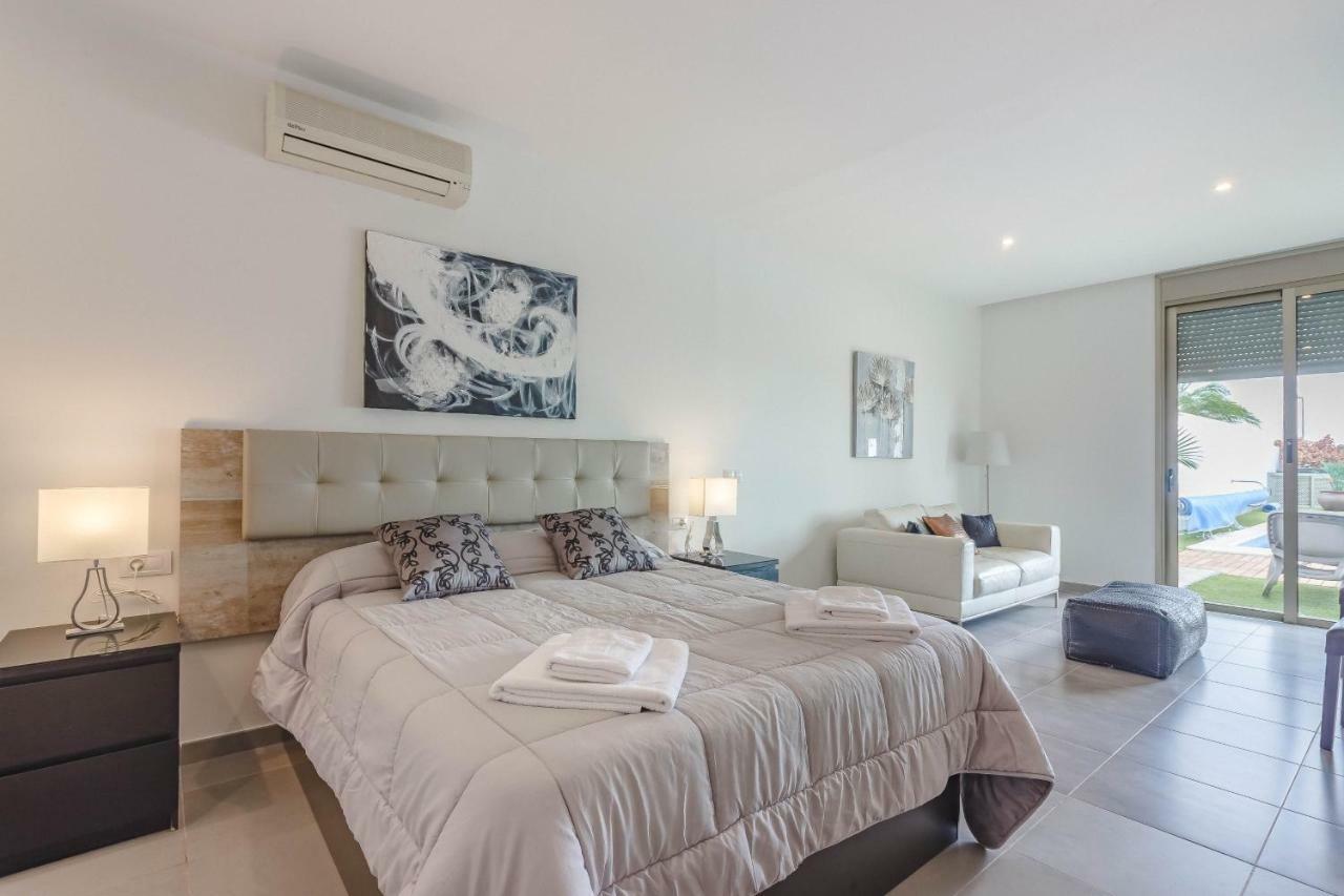Isabella, Luxury With Heated Pool Ocean View In Adeje, Tenerife